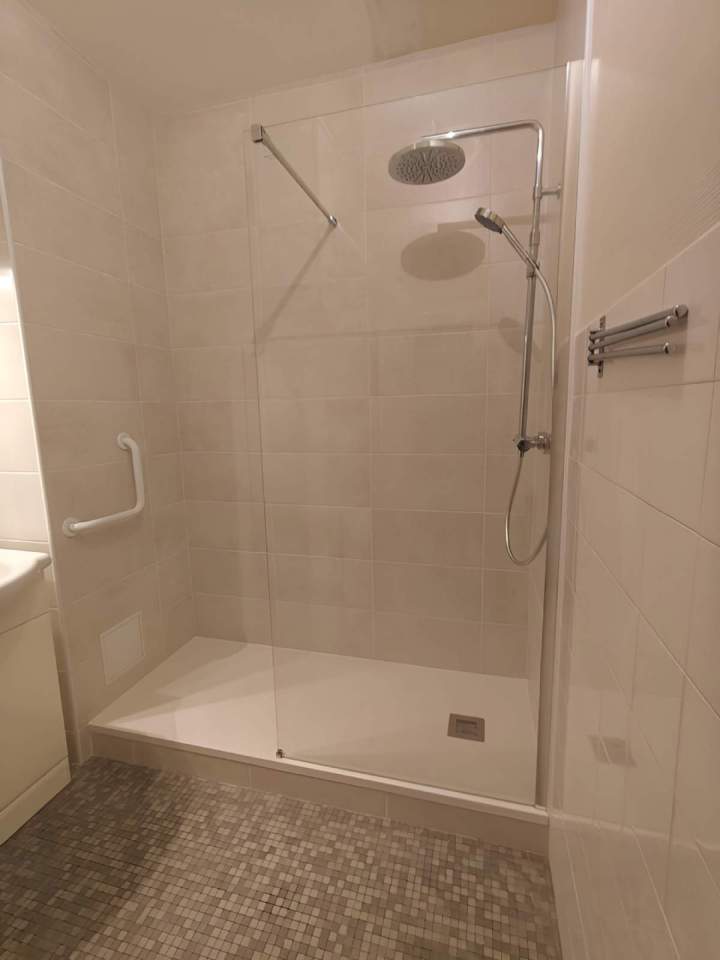Douche contemporaine Saint Germain des Prés